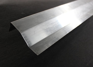 Dekorasyon Metal Askı Alüminyum Tavan Örgü şeklinde 0.7mm ofis tavan fayansları için
