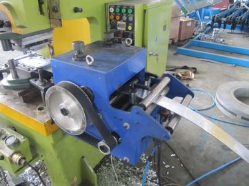 1kw Servo Motor ile kurulan Oluklu Levha Sıkma Hidrolik Bükme Makinası